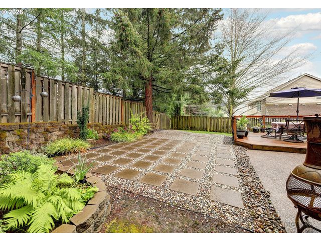 12690 Sw HARLEQUIN Dr, Beaverton, OR 97007