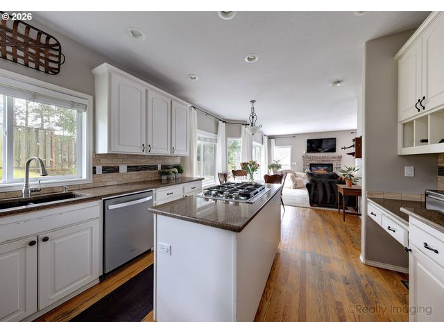 12690 Sw HARLEQUIN Dr, Beaverton, OR 97007