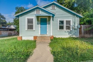 712 S Austin, Seguin, TX 78155