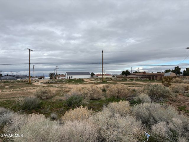 Catalpa Avenue, California City, CA 93505