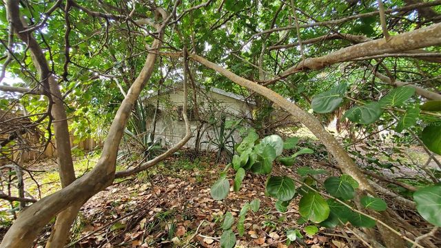 209 S CANAL STREET, Ruskin, FL 33570