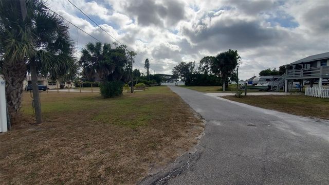 209 S CANAL STREET, Ruskin, FL 33570