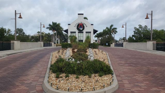 209 S CANAL STREET, Ruskin, FL 33570