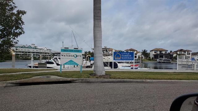 209 S CANAL STREET, Ruskin, FL 33570