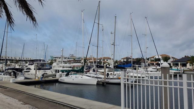 209 S CANAL STREET, Ruskin, FL 33570