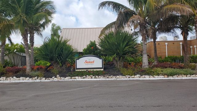 209 S CANAL STREET, Ruskin, FL 33570