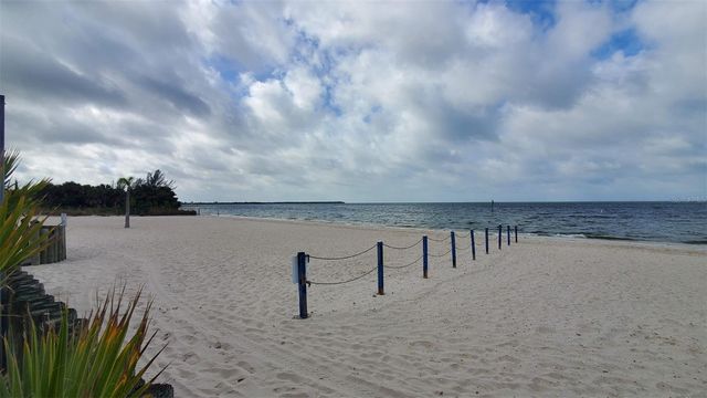 209 S CANAL STREET, Ruskin, FL 33570