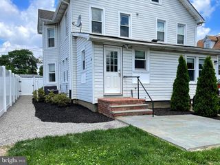 17 STATE RD #UNIT B, Media, PA 19063