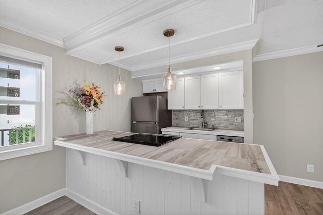 3600 N Ocean Drive 223, Singer Island, FL 33404