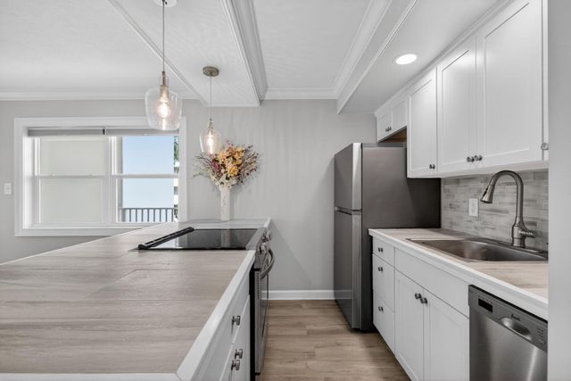 3600 N Ocean Drive 223, Singer Island, FL 33404