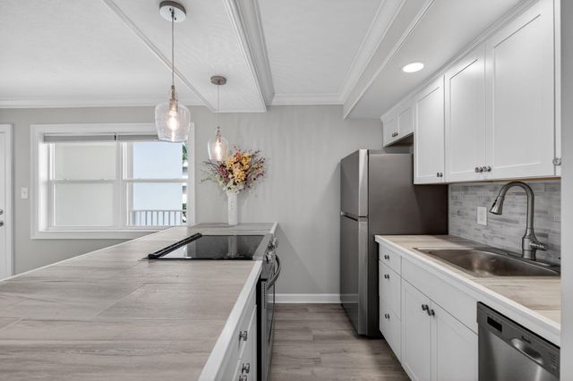 3600 N Ocean Drive 223, Singer Island, FL 33404