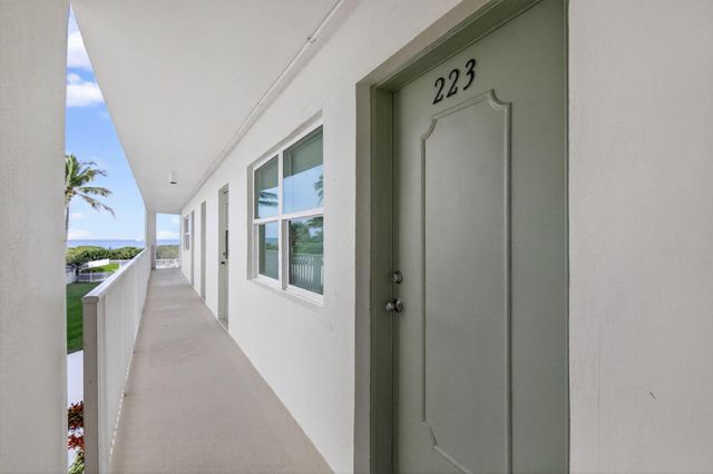 3600 N Ocean Drive 223, Singer Island, FL 33404