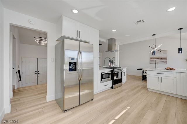 4008 Spitze Drive, Las Vegas, NV 89103