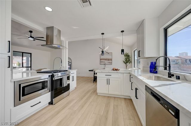 4008 Spitze Drive, Las Vegas, NV 89103