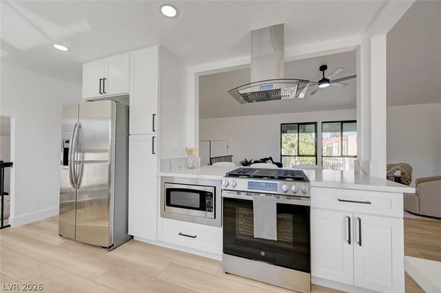 4008 Spitze Drive, Las Vegas, NV 89103