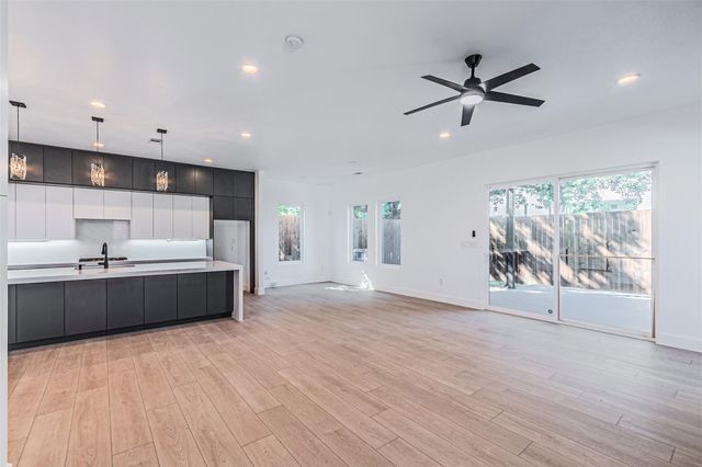 4319 Sylvester Street, Dallas, TX 75219