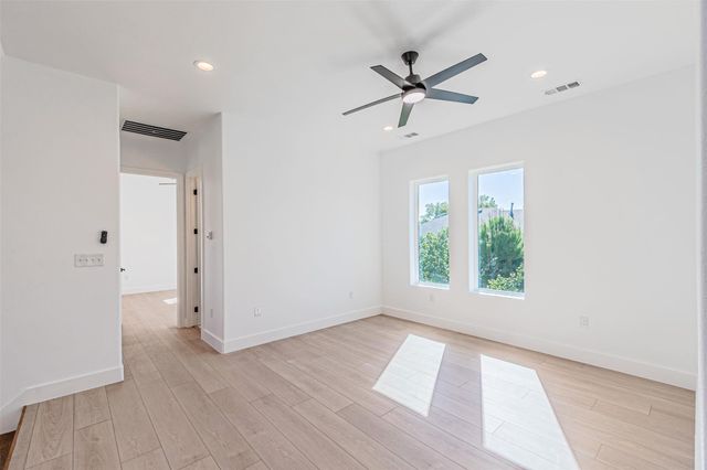 4319 Sylvester Street, Dallas, TX 75219