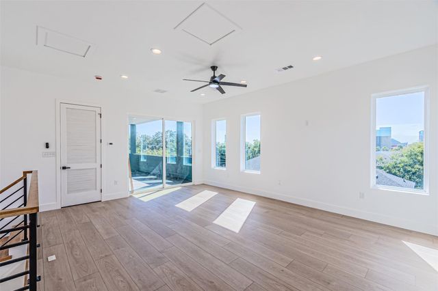 4319 Sylvester Street, Dallas, TX 75219