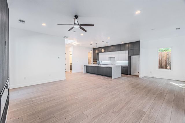 4319 Sylvester Street, Dallas, TX 75219