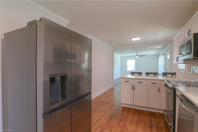 300 Abbotts Avenue, Lexington, NC 27292