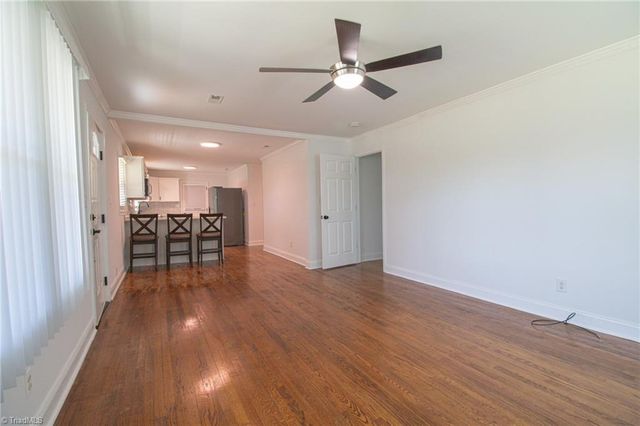 300 Abbotts Avenue, Lexington, NC 27292