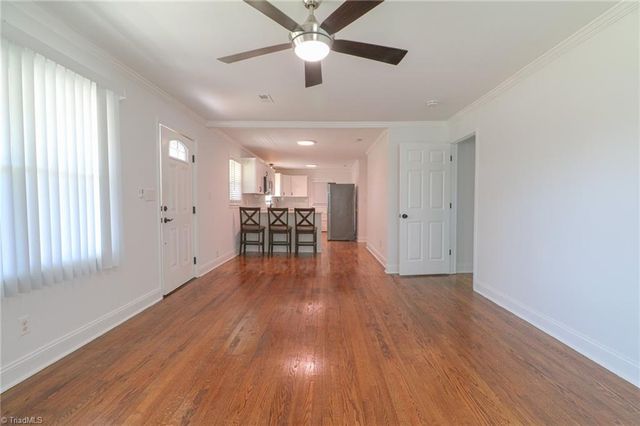 300 Abbotts Avenue, Lexington, NC 27292