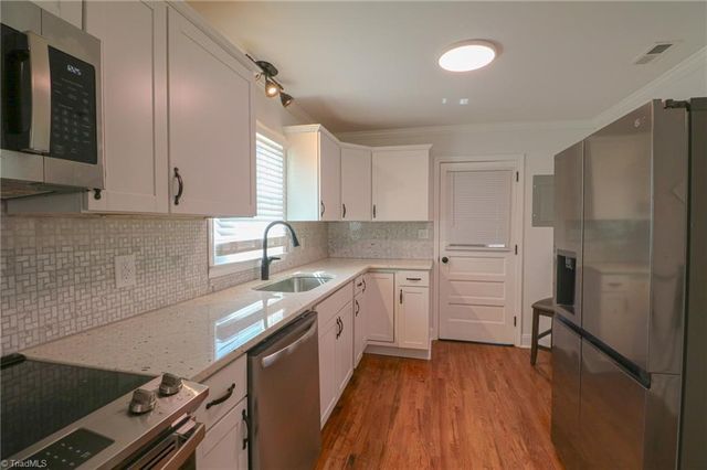 300 Abbotts Avenue, Lexington, NC 27292