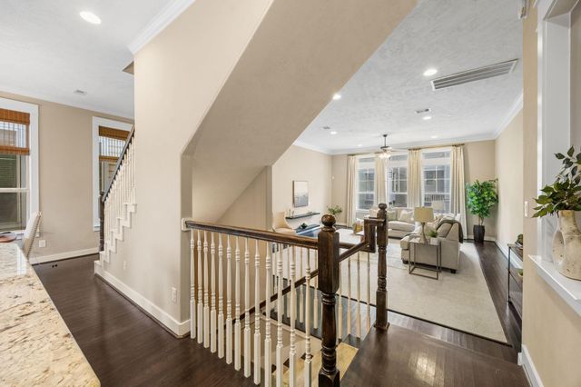 1217 Hobbs Reach Lane, Houston, TX 77008