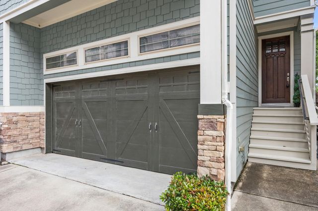 1217 Hobbs Reach Lane, Houston, TX 77008