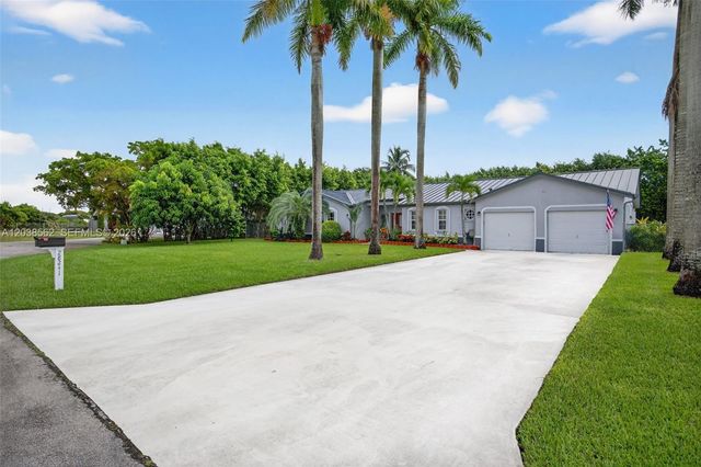 28241 SW 157th Court, Homestead, FL 33033
