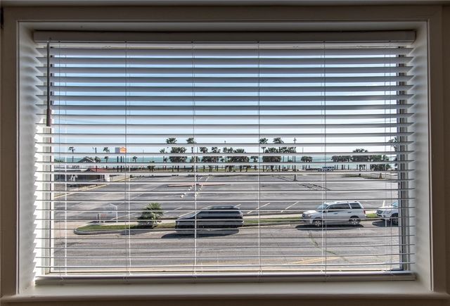 823 S Water St 1A, Corpus Christi, TX 78401