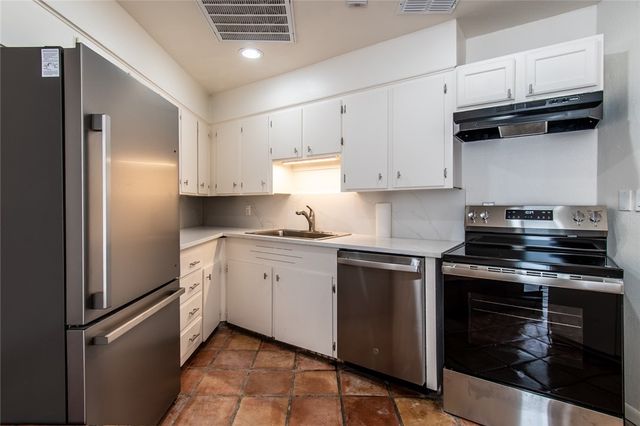 823 S Water St 1A, Corpus Christi, TX 78401