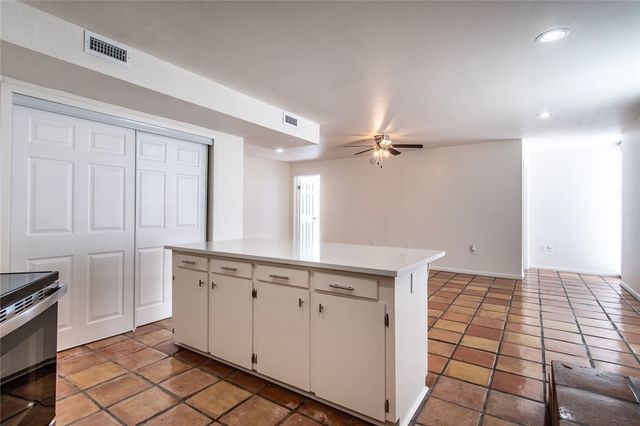 823 S Water St 1A, Corpus Christi, TX 78401