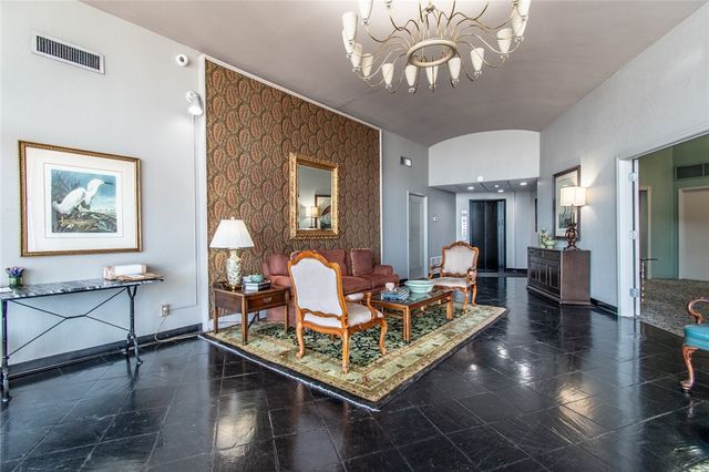 823 S Water St 1A, Corpus Christi, TX 78401