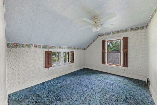 330 S Julian Street, Naperville, IL 60540