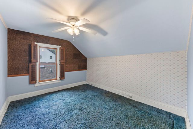 330 S Julian Street, Naperville, IL 60540