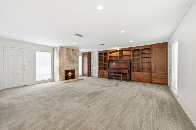 302 Carr Street, Hillsboro, TX 76645