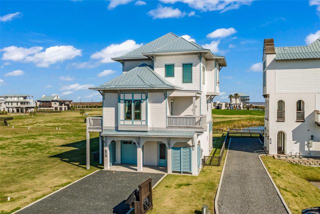 312 Seagrass, Gilchrist, TX 77617