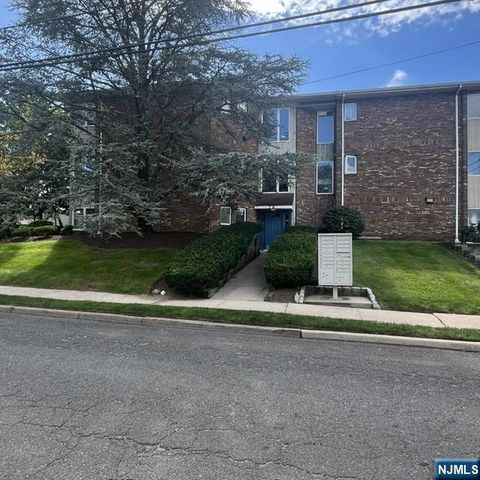 16 Elm Street 8, Bergenfield, NJ 07621