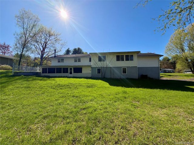 24 Cherry Lane, Ellenville, NY 12428