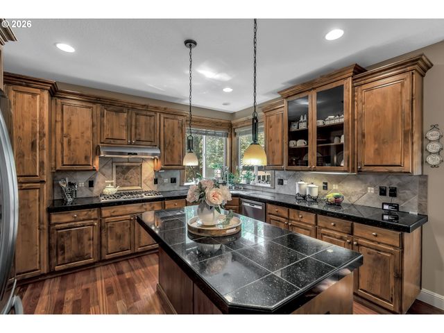 12115 Ne 104TH St, Vancouver, WA 98682