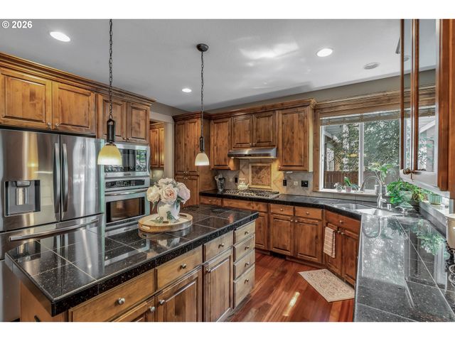 12115 Ne 104TH St, Vancouver, WA 98682