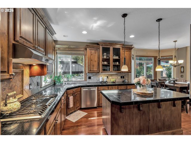 12115 Ne 104TH St, Vancouver, WA 98682