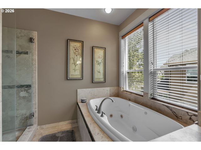 12115 Ne 104TH St, Vancouver, WA 98682