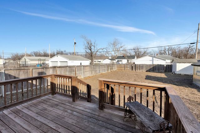 2118 S Pattie St, Wichita, KS 67211