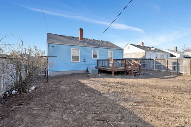 2118 S Pattie St, Wichita, KS 67211