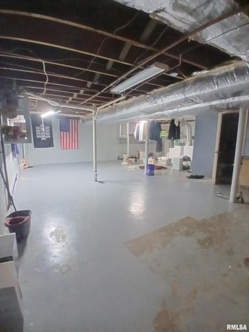 420 S 27TH Street, Herrin, IL 62948