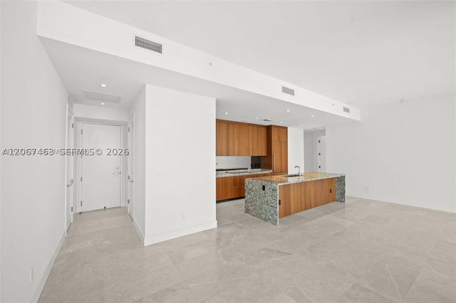 175 SE 25 RD 2604, Miami, FL 33129