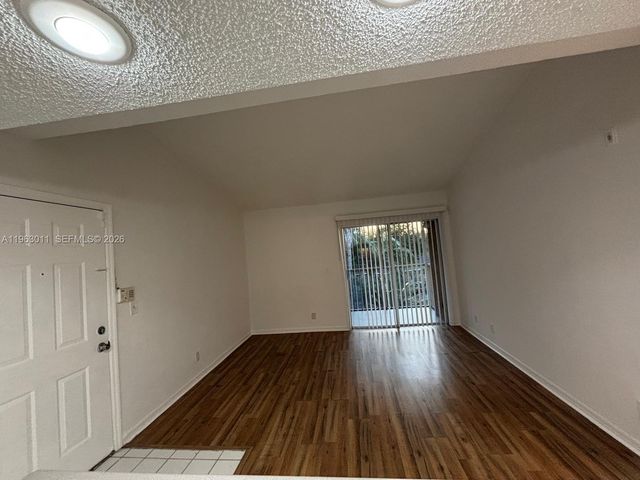 3985 W Mcnab Rd A304, Pompano Beach, FL 33069