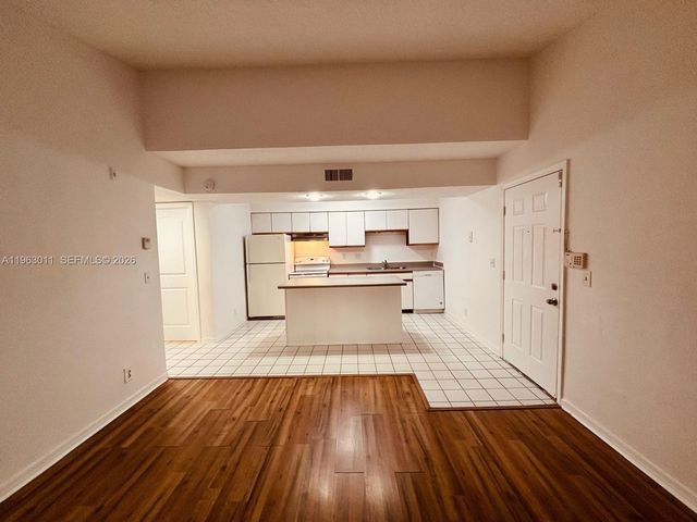 3985 W Mcnab Rd A304, Pompano Beach, FL 33069